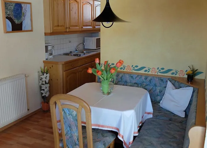 Gaestehaus Nocker Апартаменты *